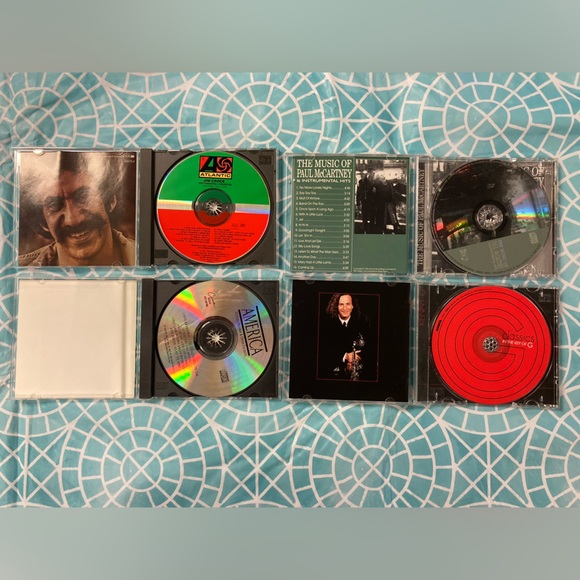 BUNDLE OF 4 CDs: Four classic CDs for your collection! - Picture 3 of 3